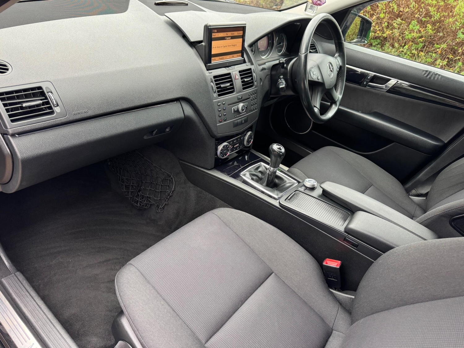 Used Mercedes-Benz C Class 2010 for sale - 77377437: Photo 11