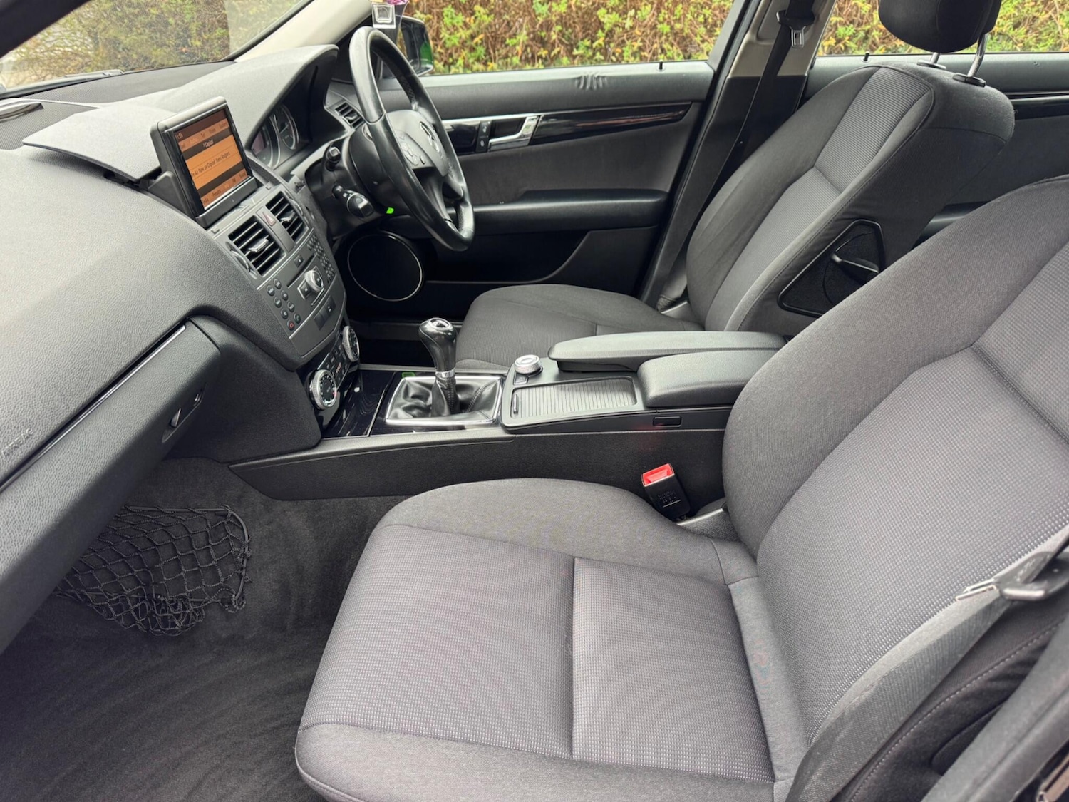 Used Mercedes-Benz C Class 2010 for sale - 77377437: Photo 12