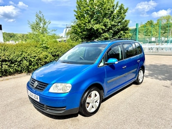 Used Volkswagen Touran 2004 for sale - 78685147: Photo