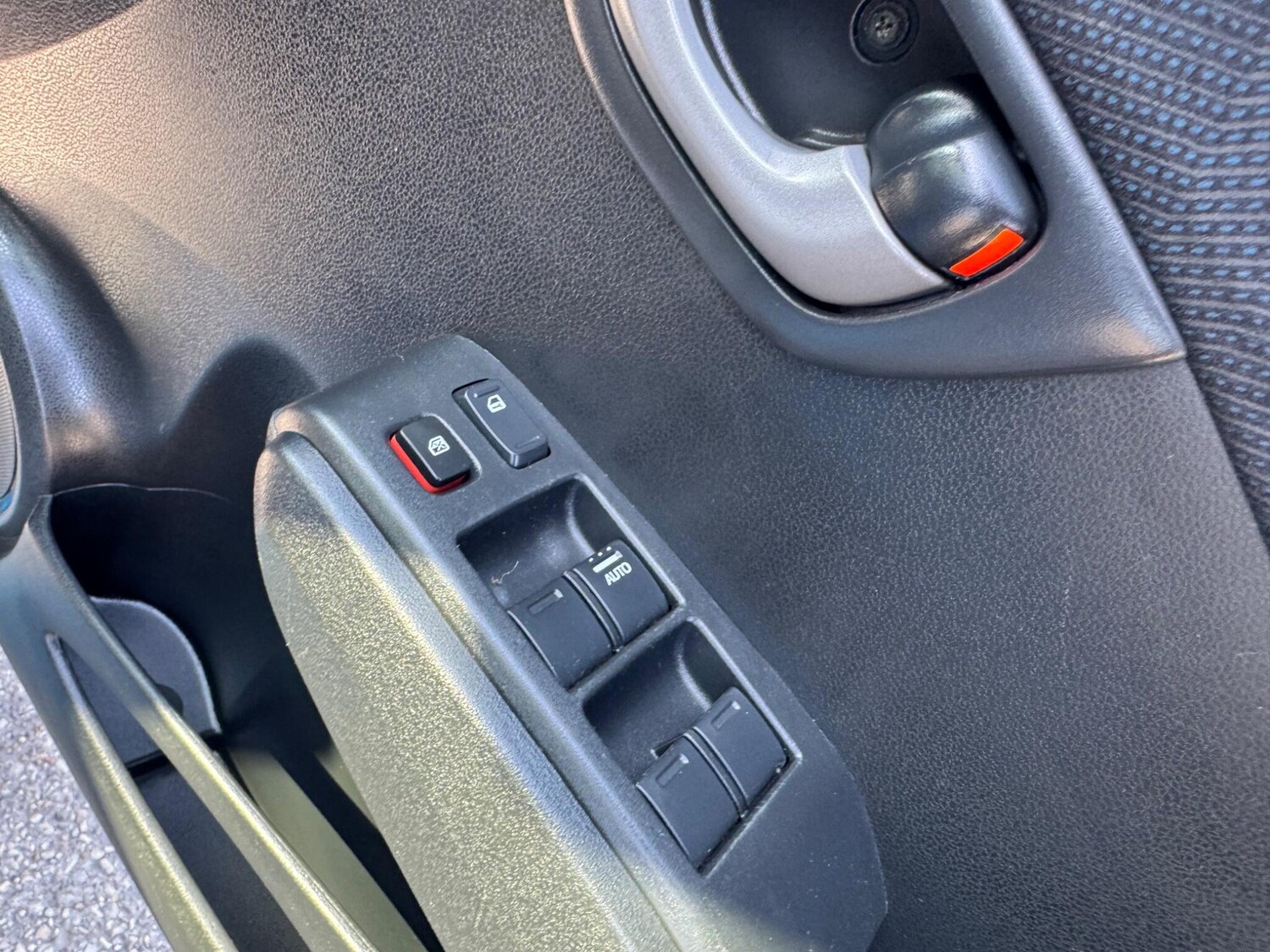 Used Honda Jazz 2010 for sale - 77940185: Photo 25