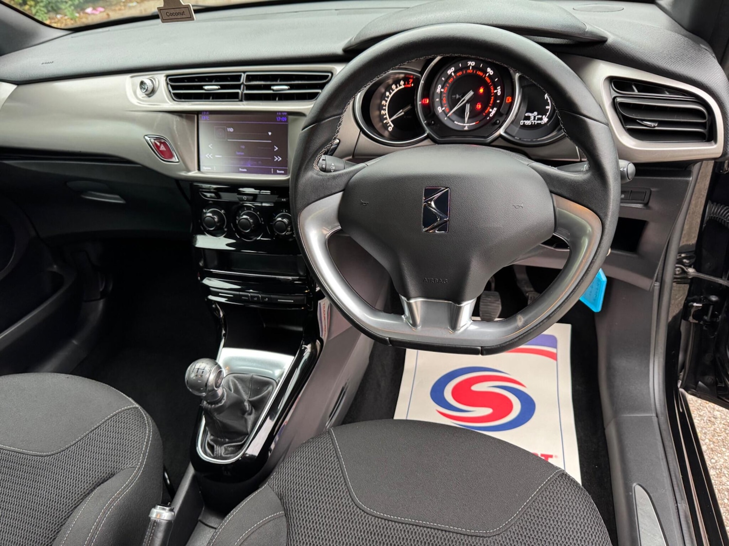 Used DS Automobiles DS 3 2017 for sale - 76284355: Photo 17