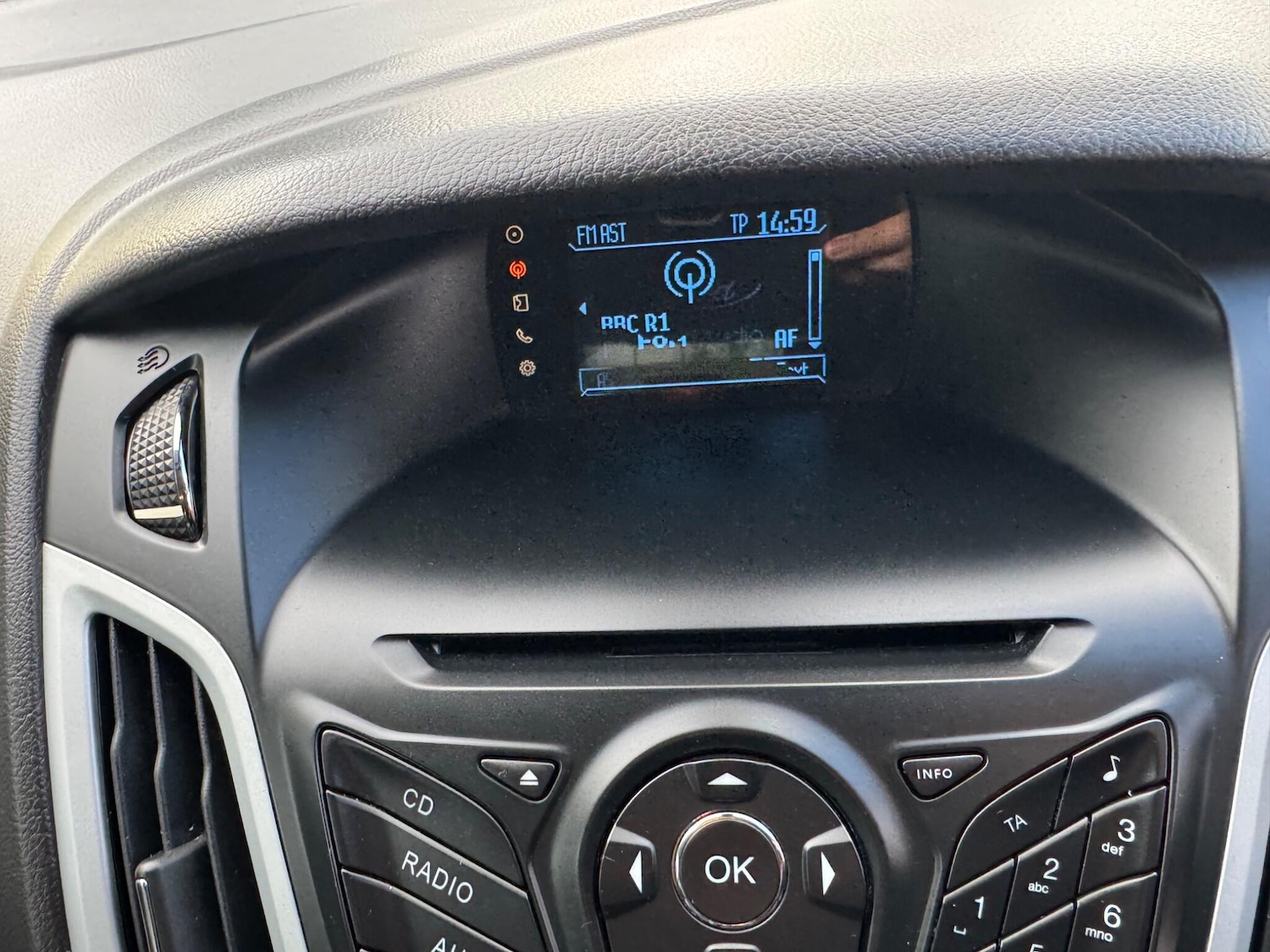 Used Ford Focus 2012 for sale - 77625492: Photo 21