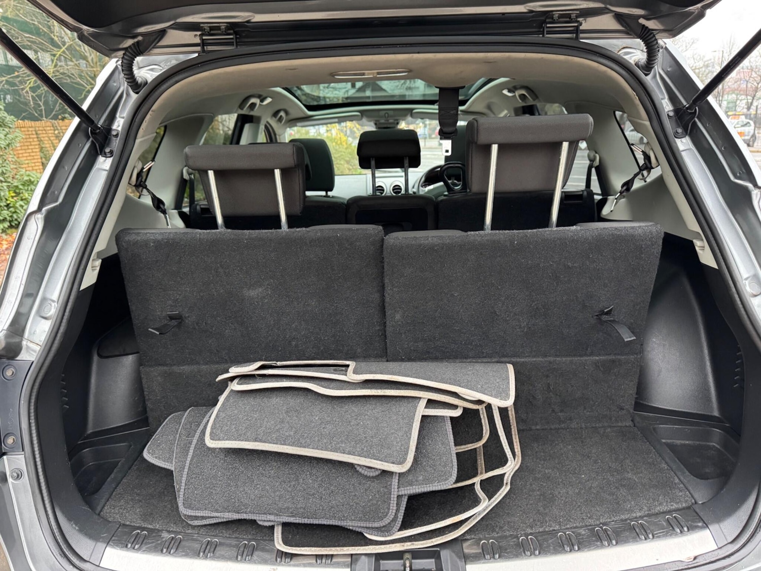 Used Nissan Qashqai+2 2011 for sale - 77029784: Photo 27