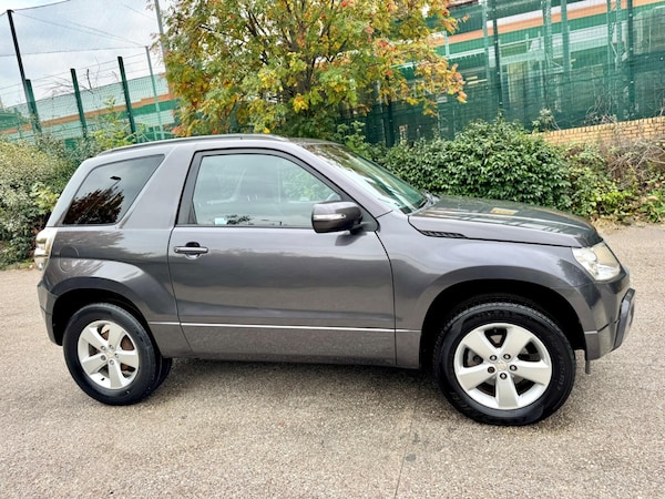 Used Suzuki Grand Vitara 2012 for sale - 76307486: Photo 8