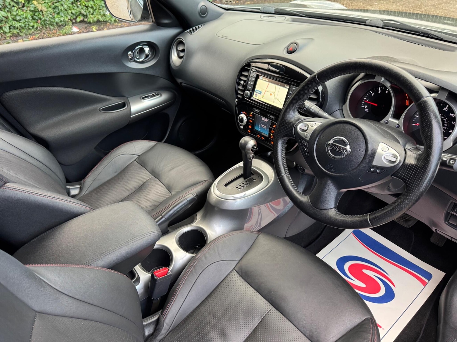 Used Nissan Juke 2014 for sale - 76850033: Photo 10
