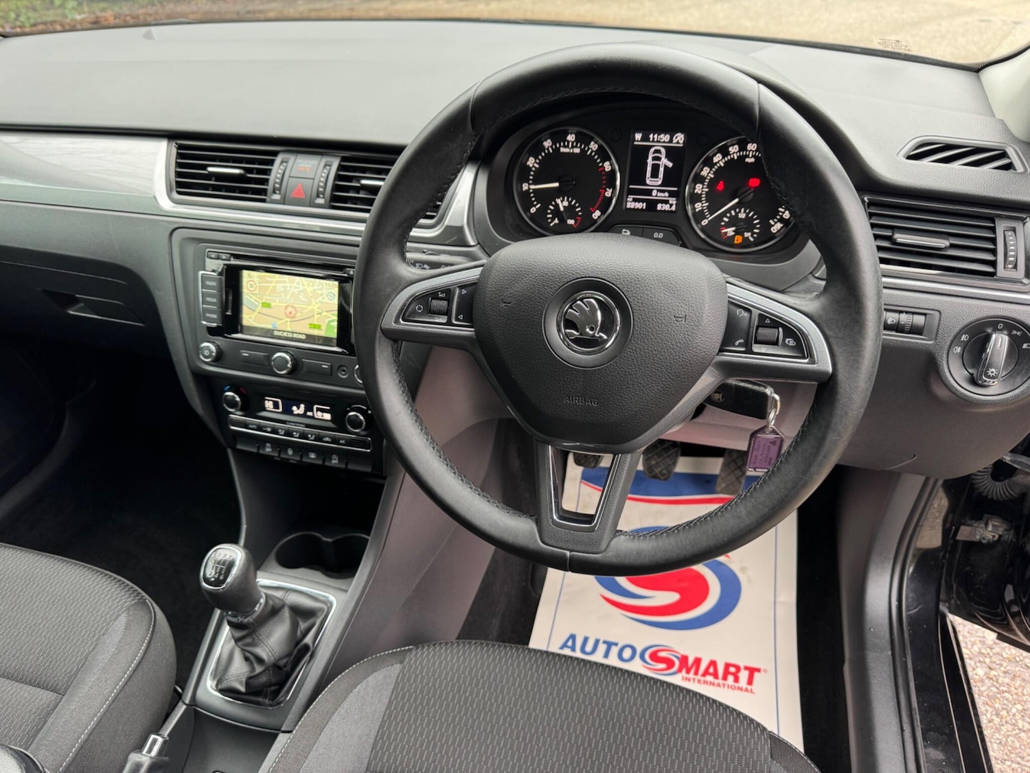 Used Skoda Rapid Spaceback 2014 for sale - 77412332: Photo 17