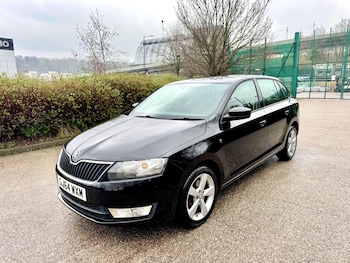 Used Skoda Rapid Spaceback 2014 for sale - 77412332: Photo