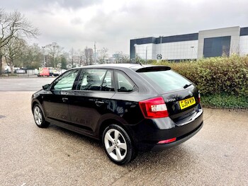 Used Skoda Rapid Spaceback 2014 for sale - 77412332: Photo