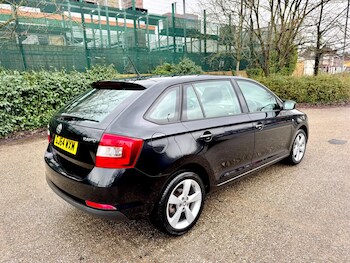 Used Skoda Rapid Spaceback 2014 for sale - 77412332: Photo
