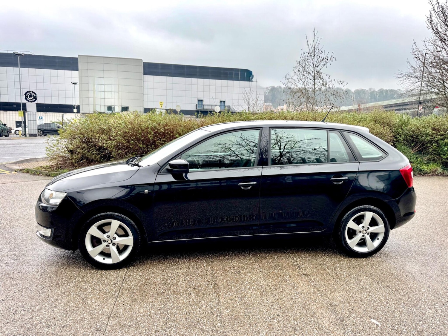 Used Skoda Rapid Spaceback 2014 for sale - 77412332: Photo 9