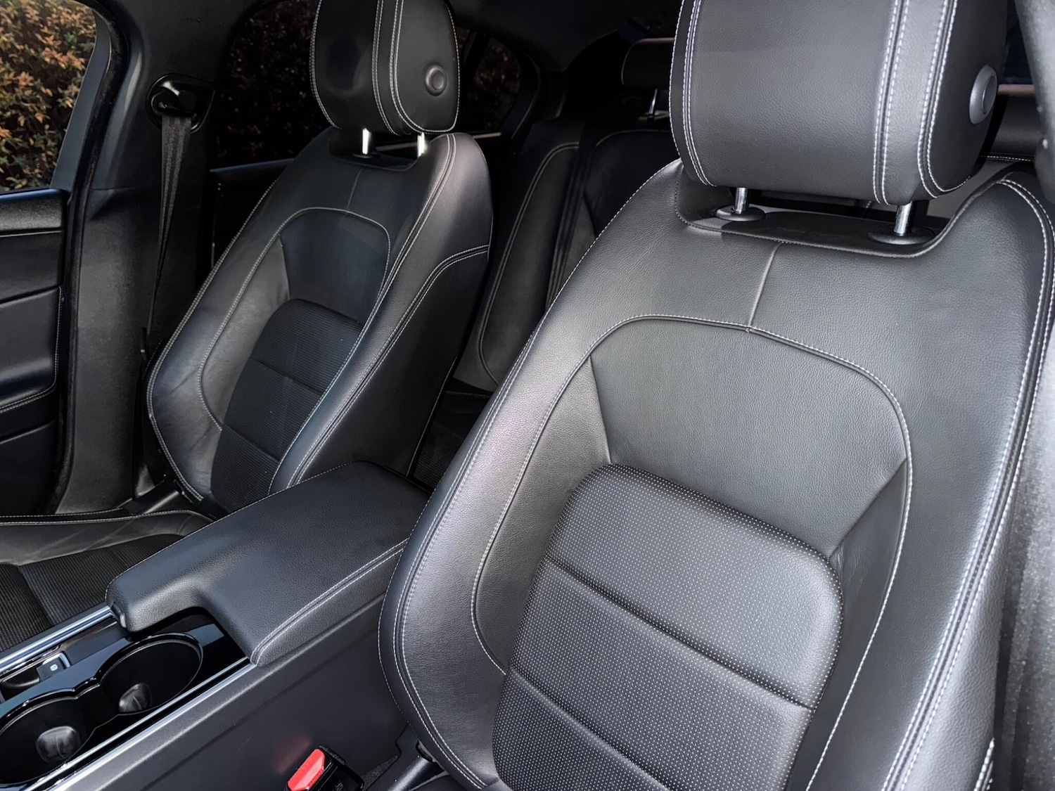 Used Jaguar XE 2015 for sale - 76926583: Photo 13