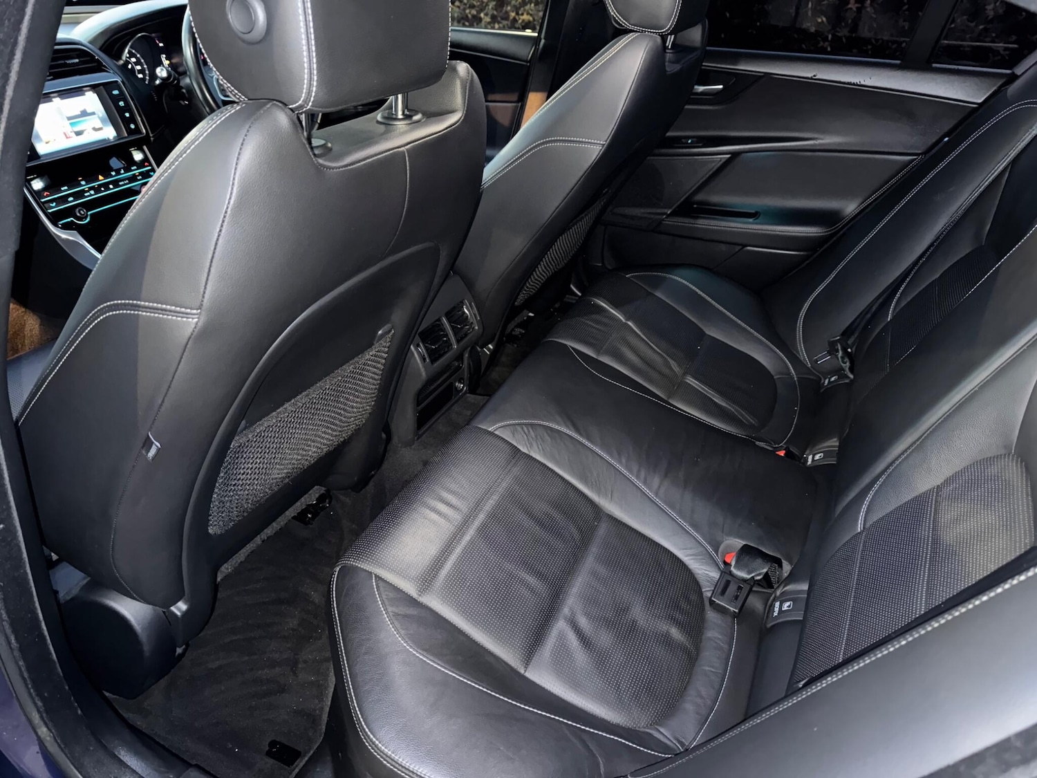 Used Jaguar XE 2015 for sale - 76926583: Photo 15