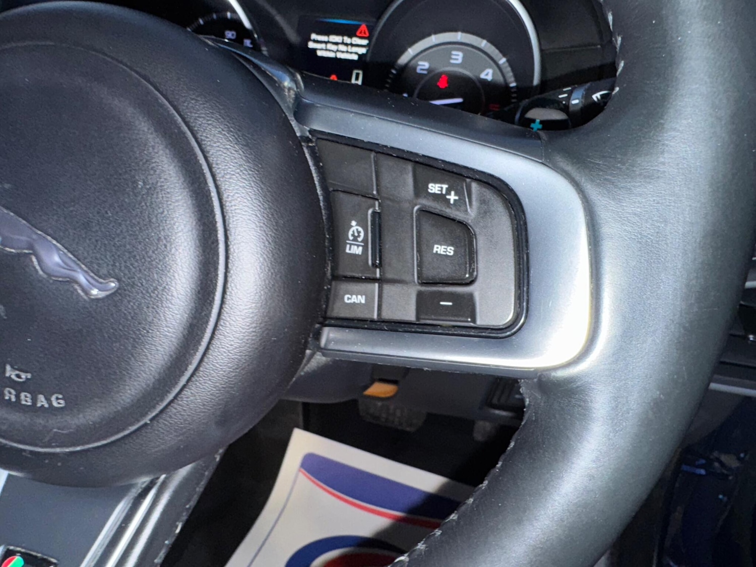 Used Jaguar XE 2015 for sale - 76926583: Photo 20