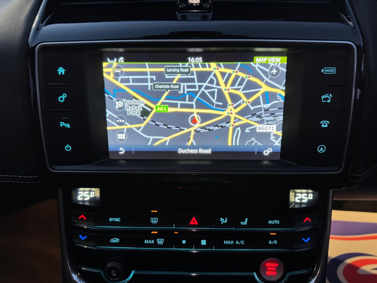 Used Jaguar XE 2015 for sale - 76926583: Photo 25