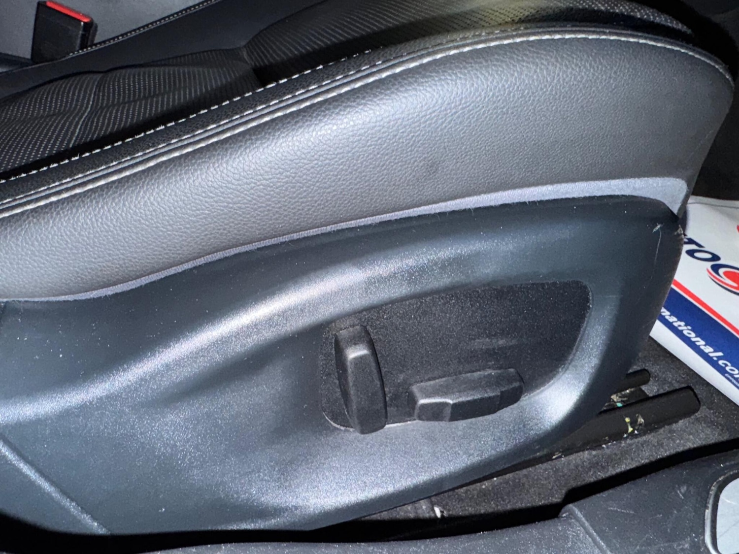 Used Jaguar XE 2015 for sale - 76926583: Photo 27