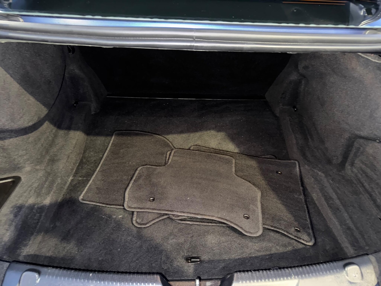 Used Jaguar XE 2015 for sale - 76926583: Photo 31