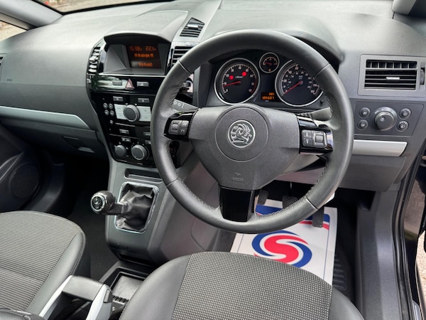 Used Vauxhall Zafira 2010 for sale - 75268729: Photo 14