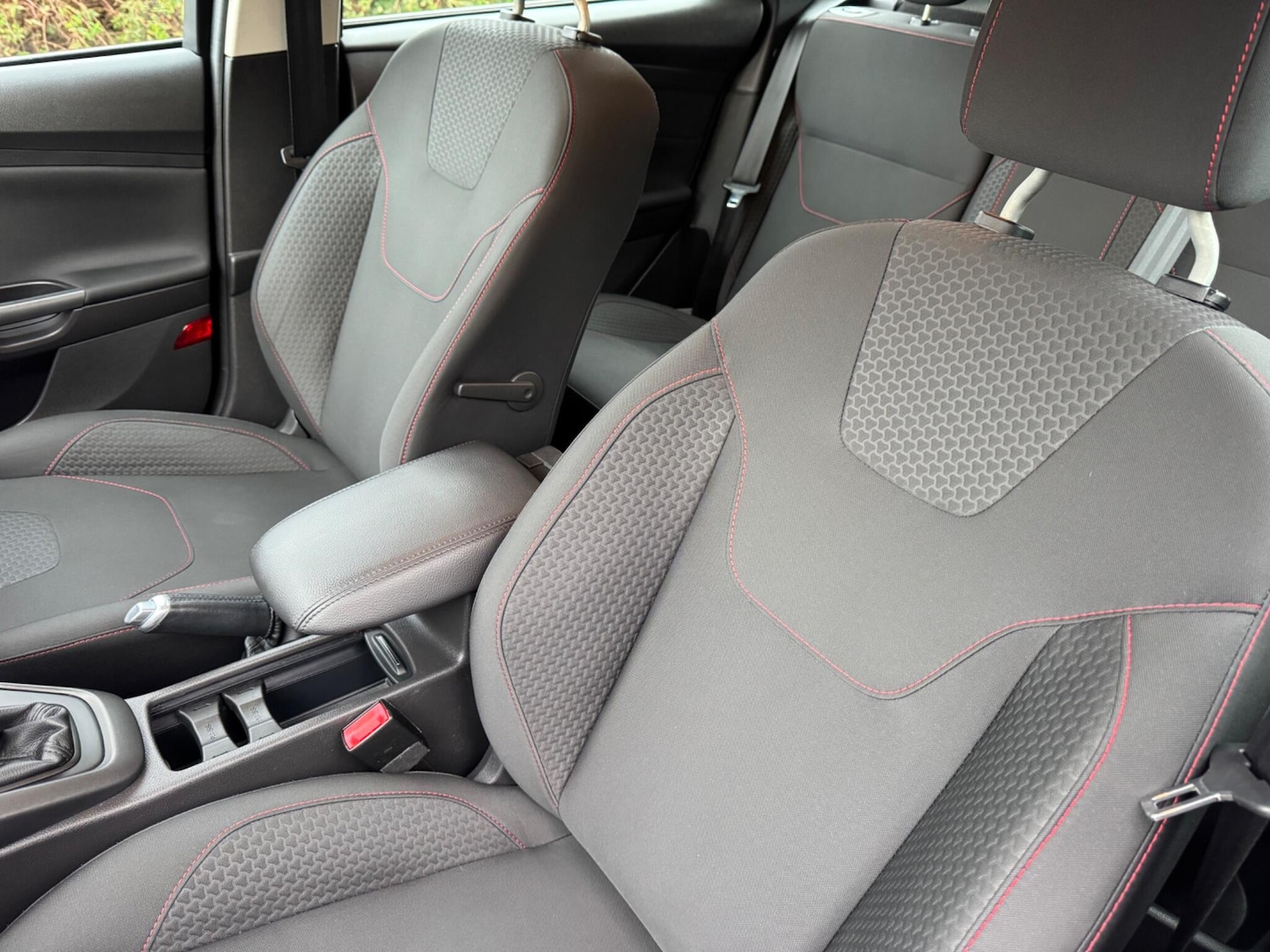 Used Ford Focus 2015 for sale - 77156029: Photo 13