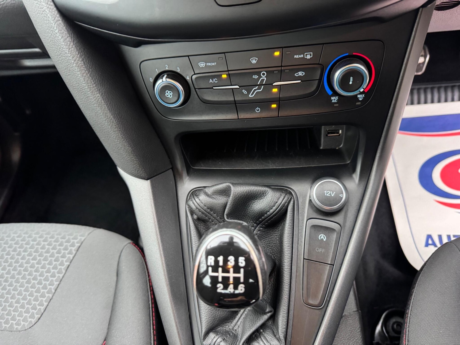 Used Ford Focus 2015 for sale - 77156029: Photo 18