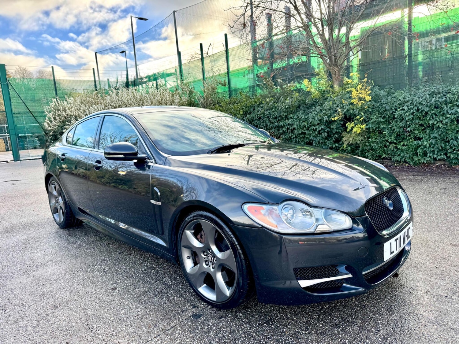 Used Jaguar XF 2011 for sale - 76633352: Photo 1
