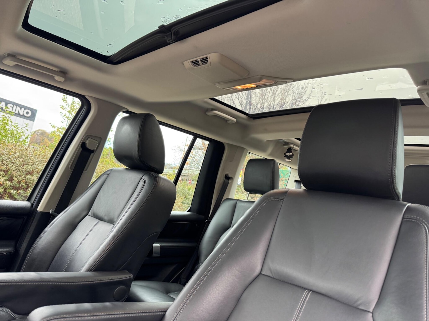 Used Land Rover Discovery 2010 for sale - 76538175: Photo 13