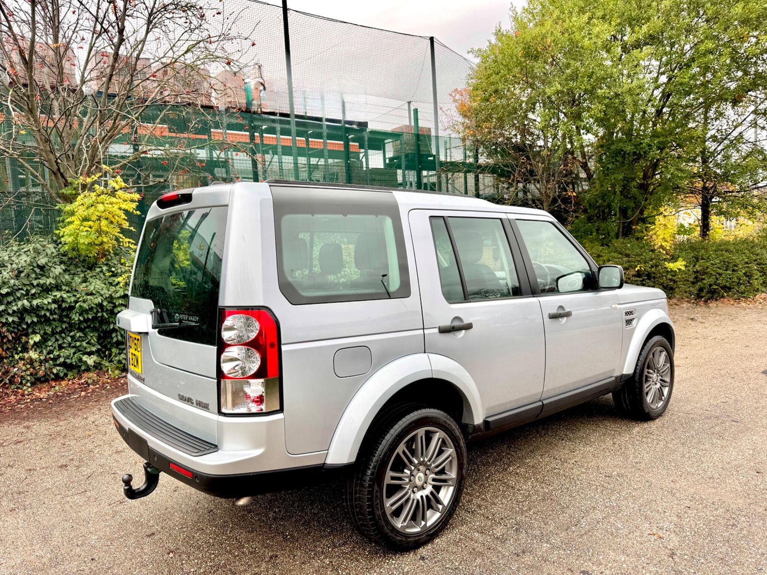 Used Land Rover Discovery 2010 for sale - 76538175: Photo 4