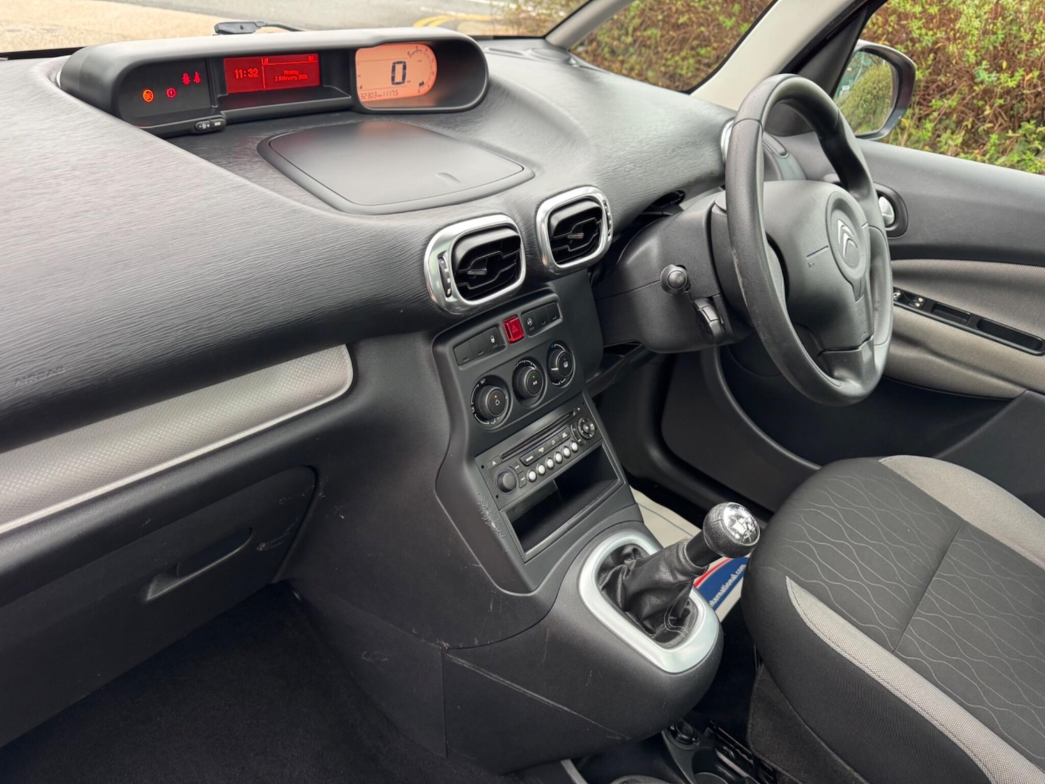 Used Citroen C3 Picasso 2013 for sale - 77411311: Photo 14