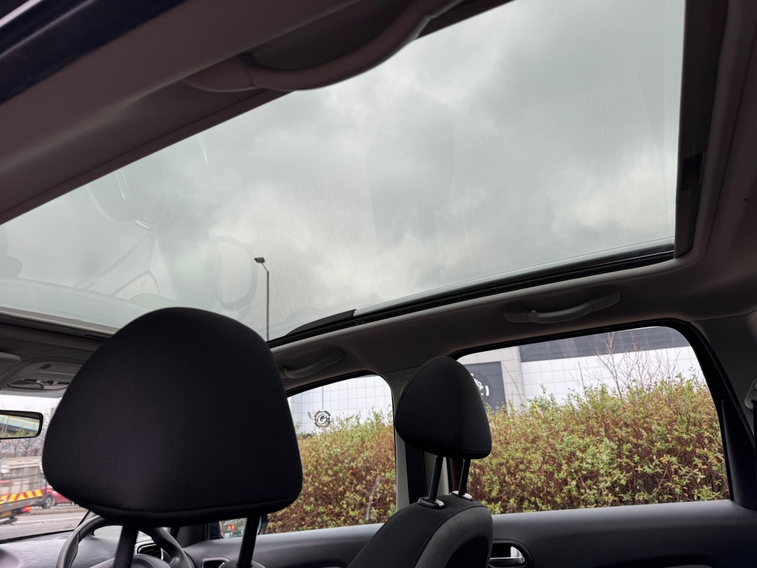 Used Citroen C3 Picasso 2013 for sale - 77411311: Photo 17