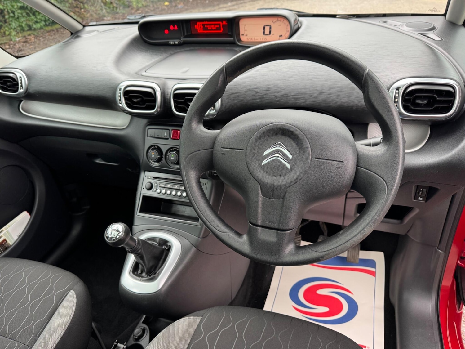 Used Citroen C3 Picasso 2013 for sale - 77411311: Photo 20