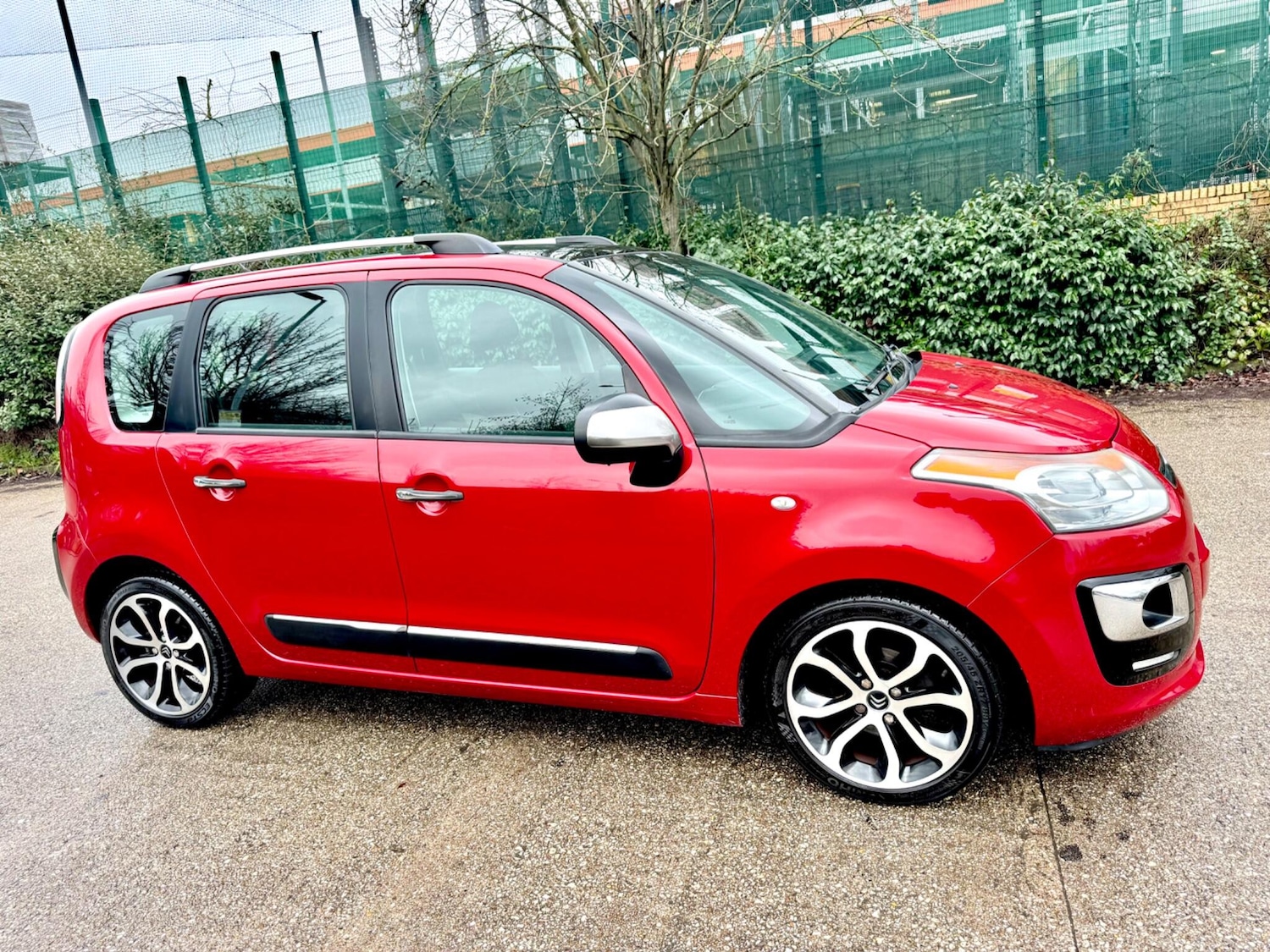 Used Citroen C3 Picasso 2013 for sale - 77411311: Photo 8