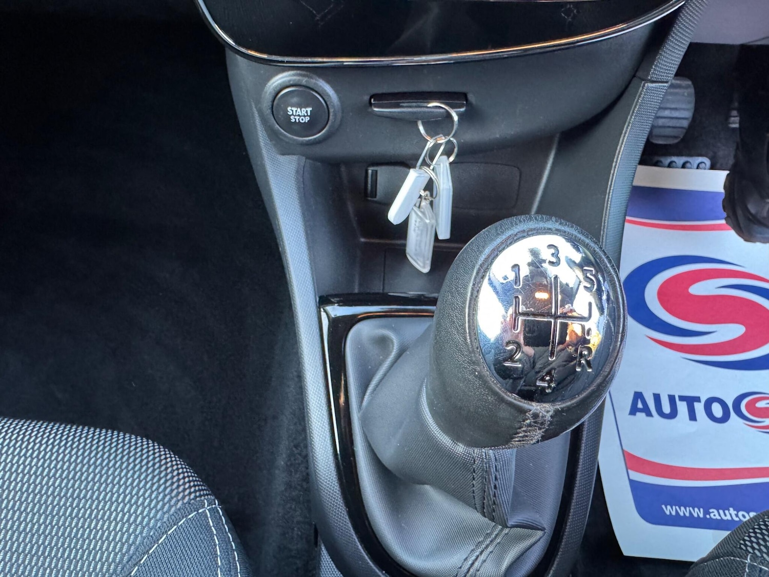 Used Renault Clio 2014 for sale - 76701413: Photo 16