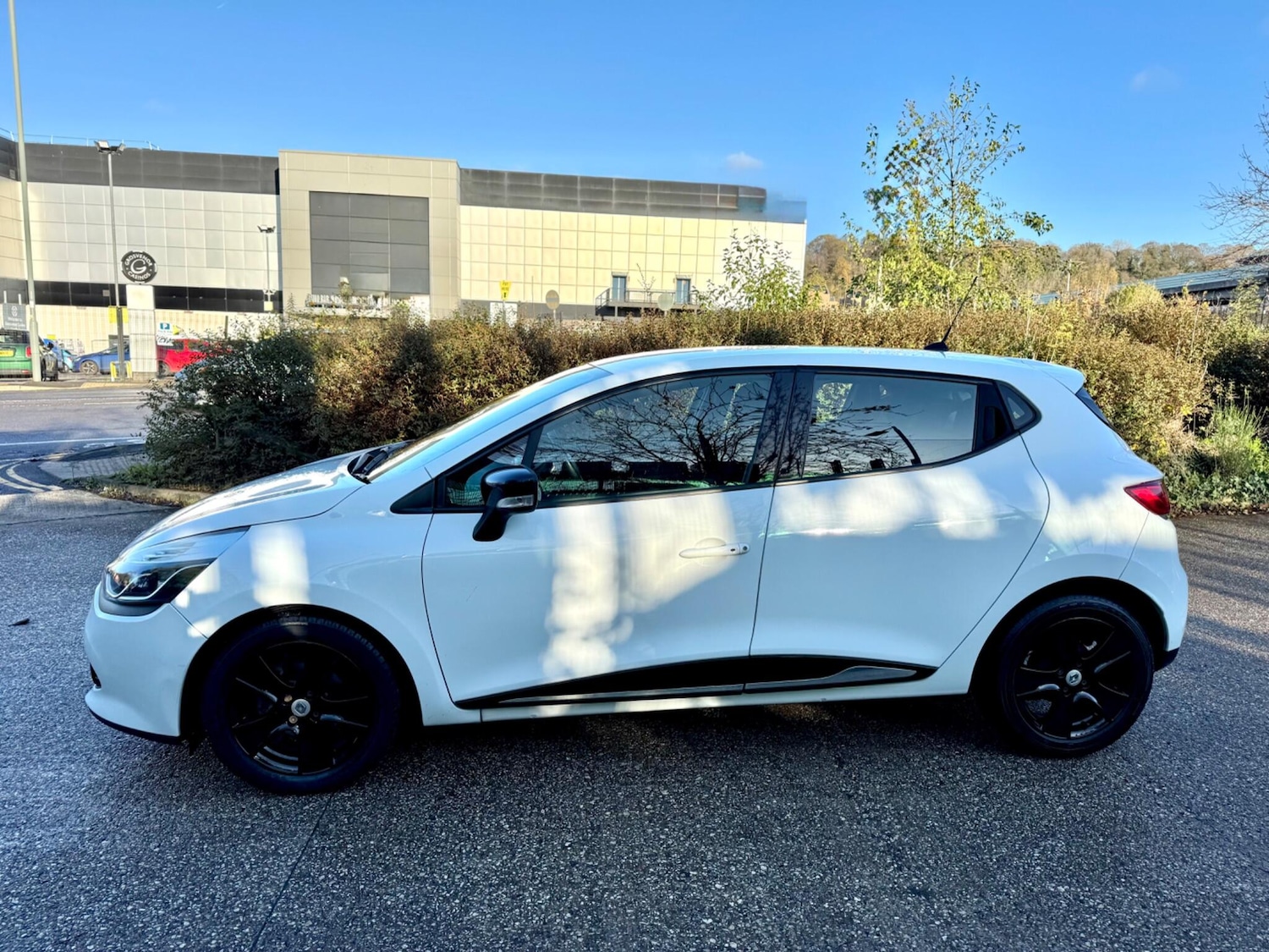 Used Renault Clio 2014 for sale - 76701413: Photo 8