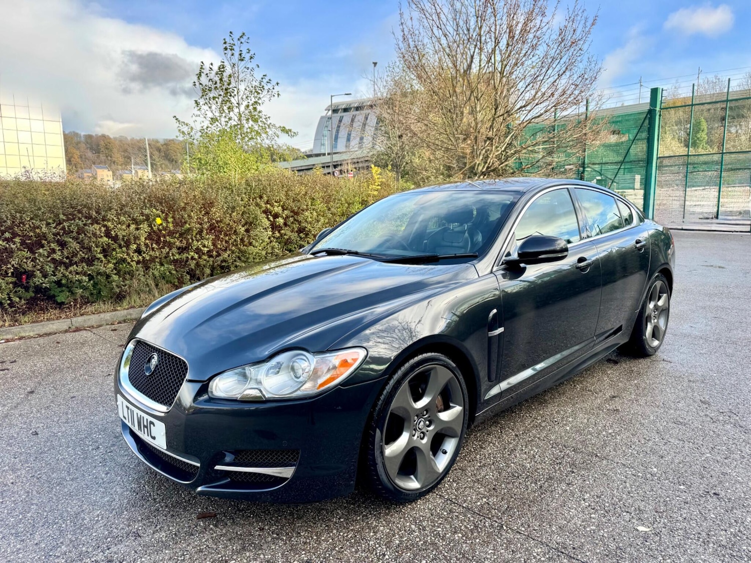Used Jaguar XF 2011 for sale - 76964991: Photo 2