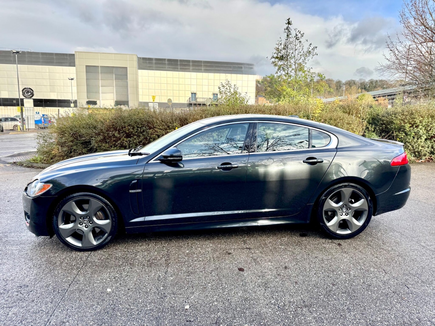 Used Jaguar XF 2011 for sale - 76964991: Photo 9