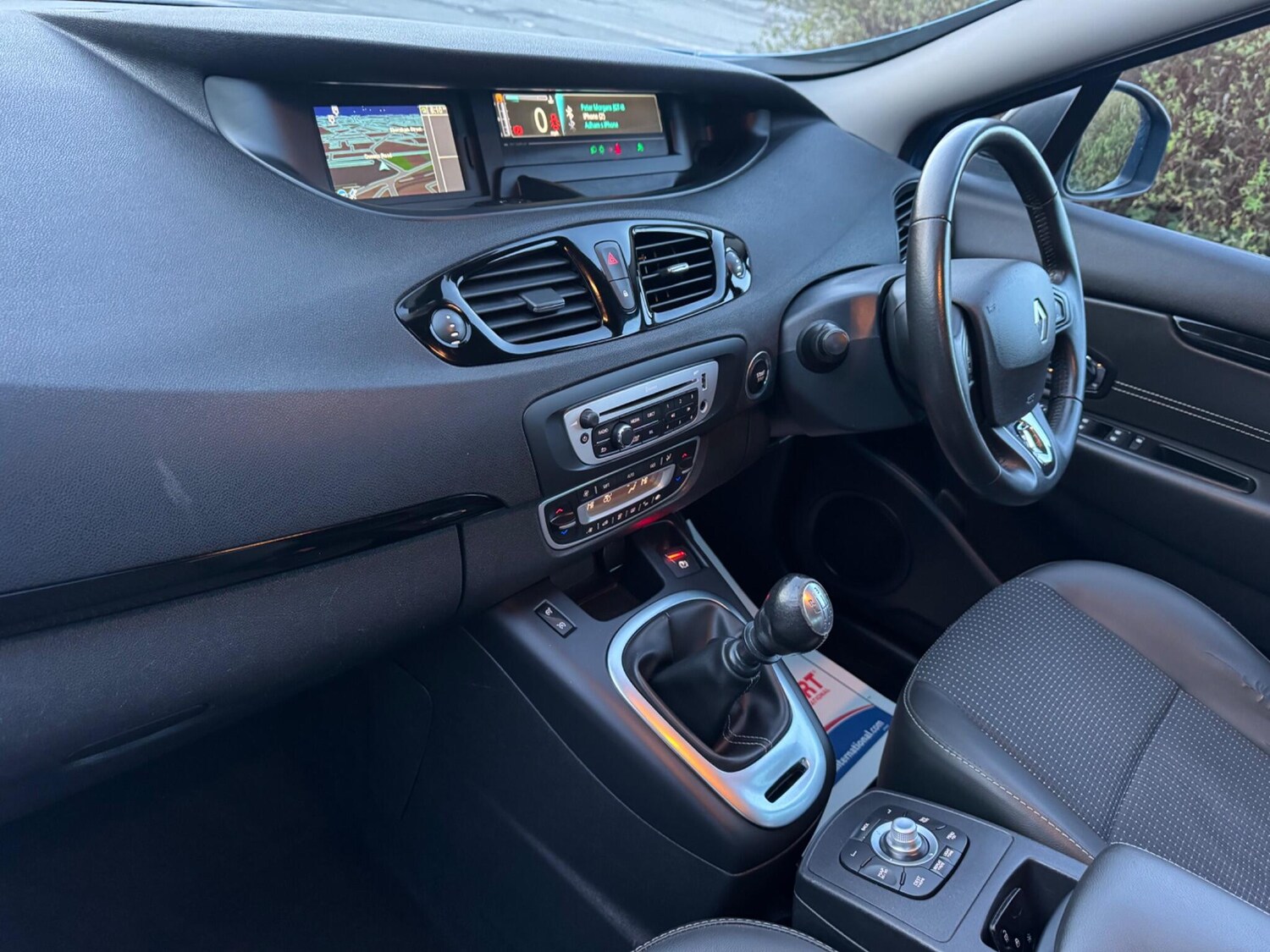 Used Renault Grand Scenic 2015 for sale - 77585593: Photo 14