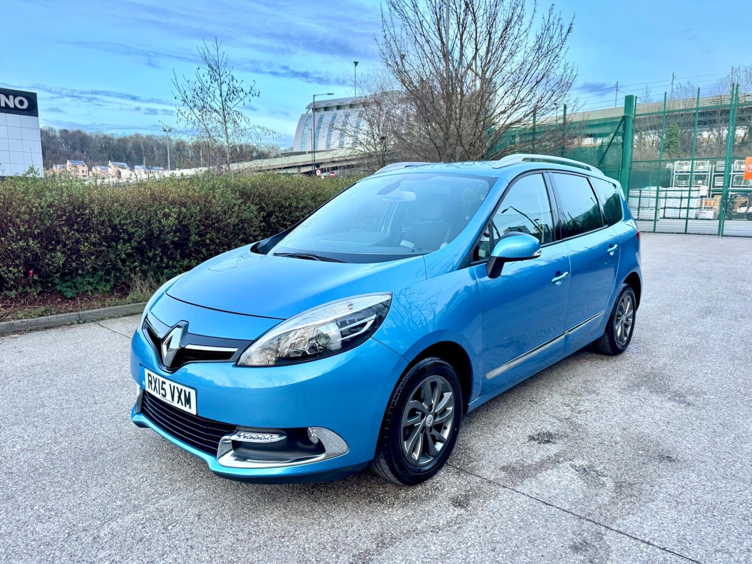 Used Renault Grand Scenic 2015 for sale - 77585593: Photo 2