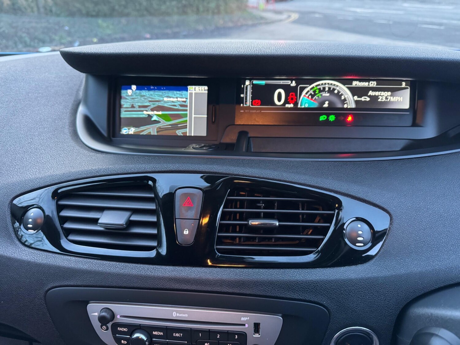 Used Renault Grand Scenic 2015 for sale - 77585593: Photo 23