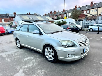 Toyota Avensis feature image