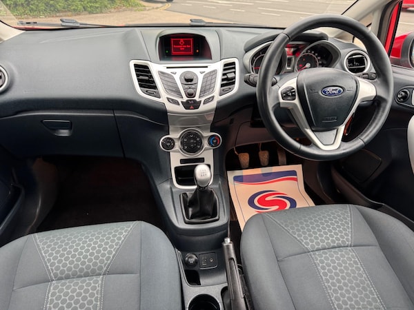 Used Ford Fiesta 2011 for sale - 75350569: Photo 13