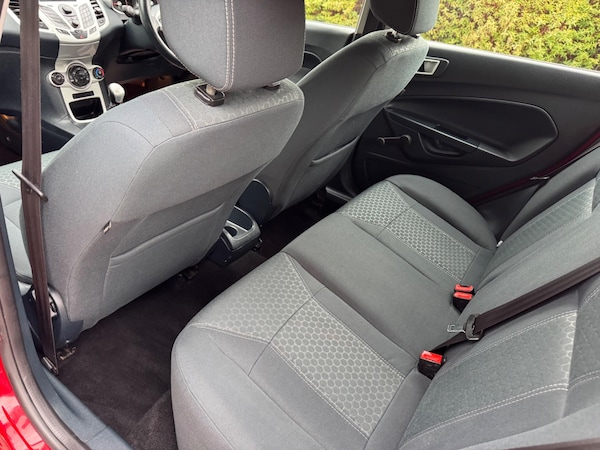 Used Ford Fiesta 2011 for sale - 75350569: Photo 14