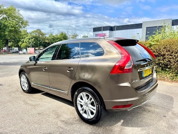 Used Volvo XC60 2015 for sale - 79464128: Photo