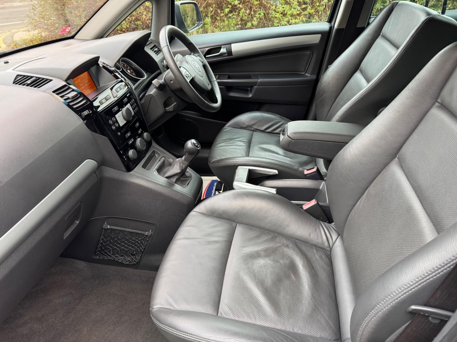 Used Vauxhall Zafira 2011 for sale - 77049900: Photo 12