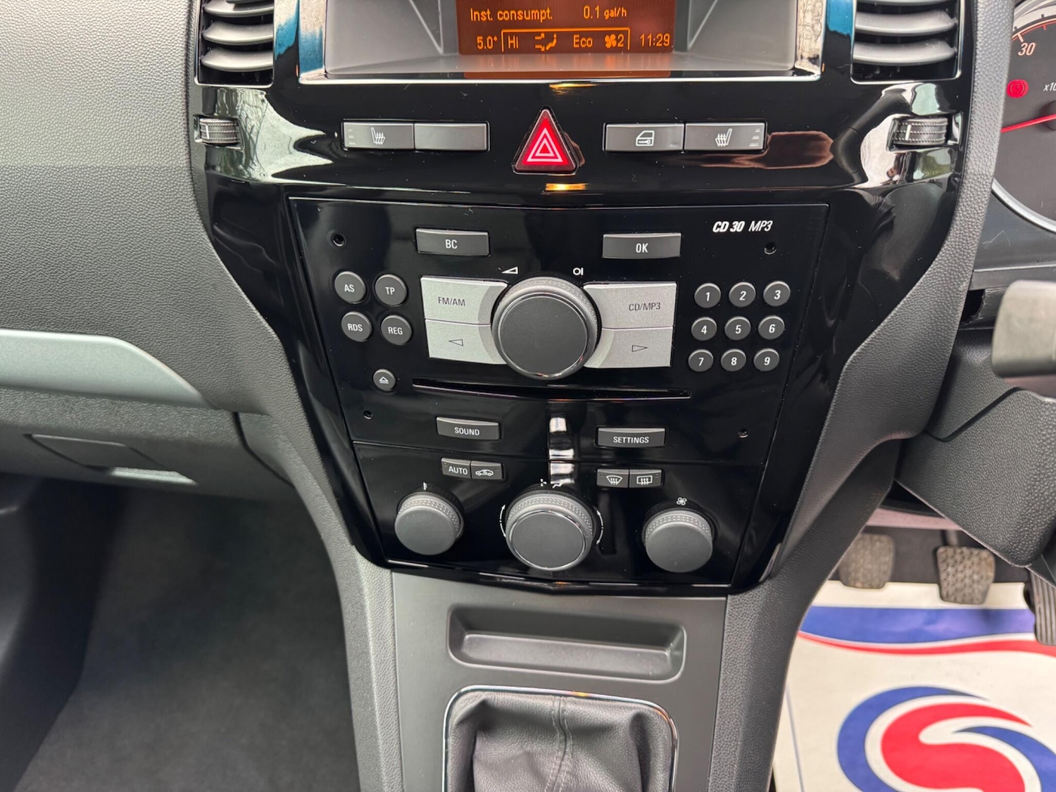 Used Vauxhall Zafira 2011 for sale - 77049900: Photo 20