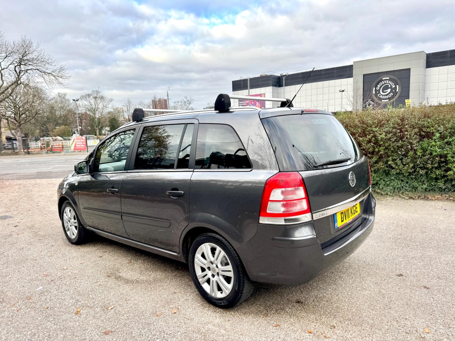 Used Vauxhall Zafira 2011 for sale - 77049900: Photo 3