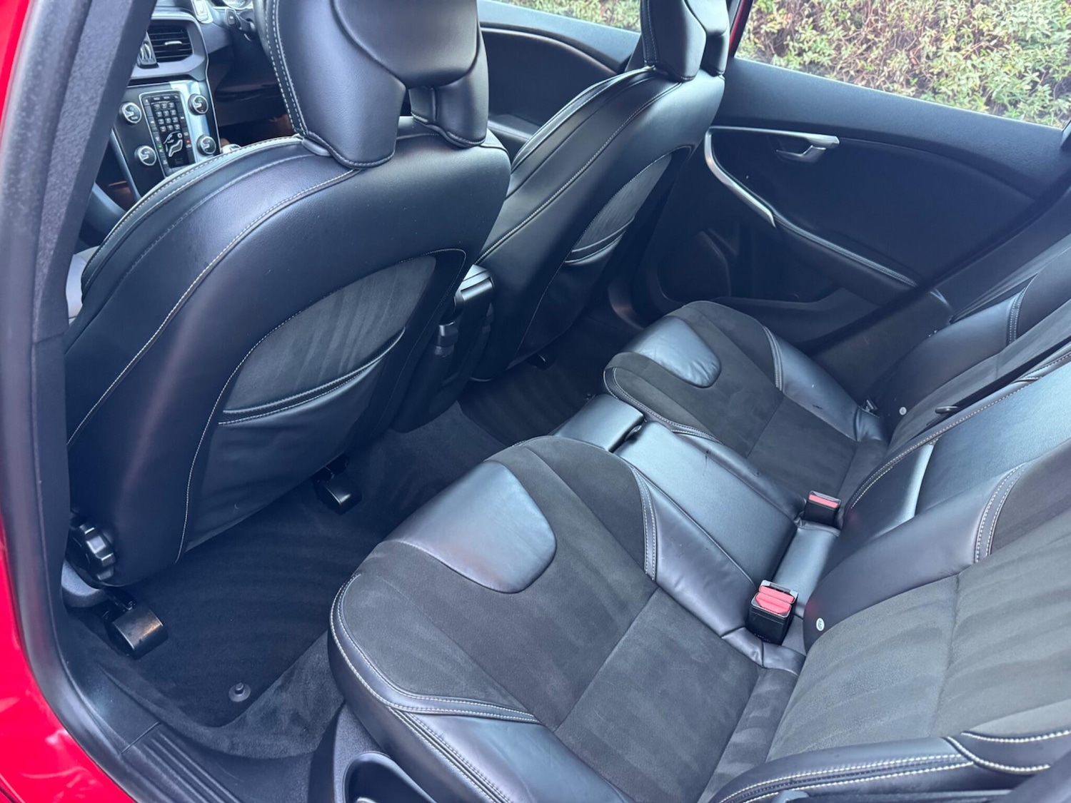 Used Volvo V40 2015 for sale - 76688787: Photo 15