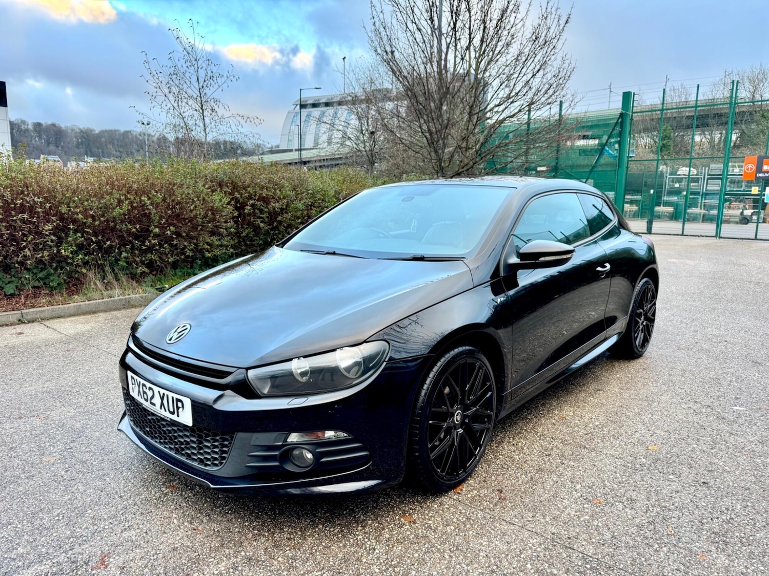 Used Volkswagen Scirocco for sale - 77016891: Photo 2