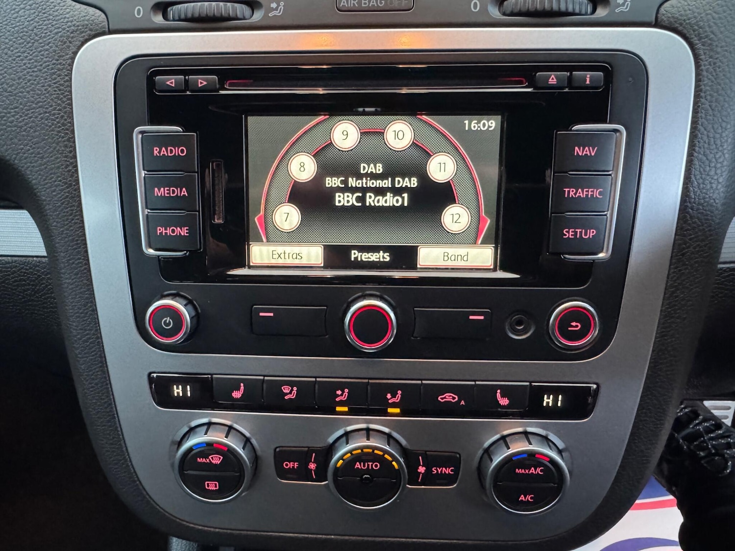 Used Volkswagen Scirocco for sale - 77016891: Photo 20