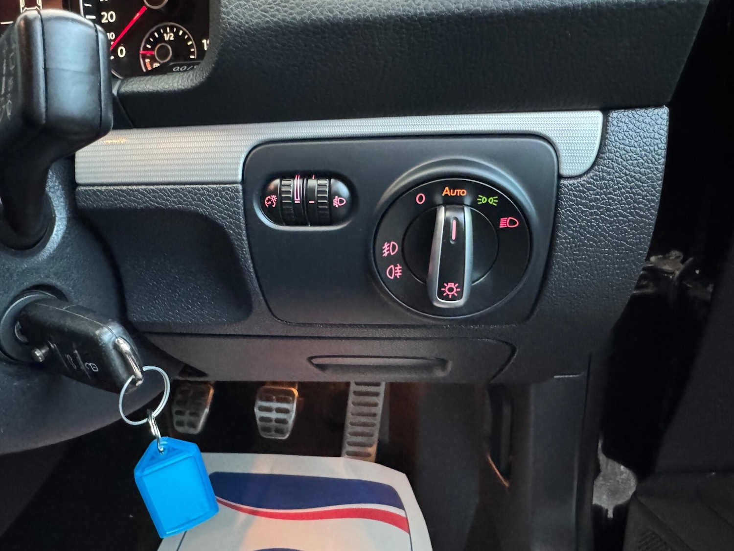 Used Volkswagen Scirocco for sale - 77016891: Photo 24