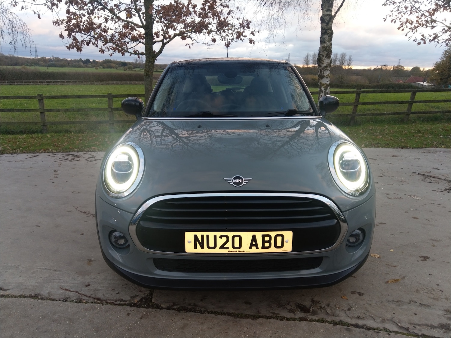 Used MINI Hatch 2020 for sale - 76643690: Photo 2