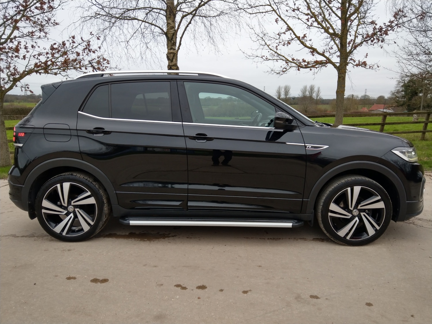 Used Volkswagen T-Cross 2019 for sale - 77592308: Photo 5